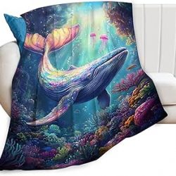 Whale Blanket for Men and Women - Soft Fuzzy Ocean Throw Blanket, Plush Gift for Whale Lovers - Birthday, Christmas Decor - 40"x50"