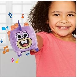 WowWee Baby Shark's Big Show! Song Cube – Chucks Plushie with Baby Shark Theme Song – Cute Stuffed Animals for Toddlers